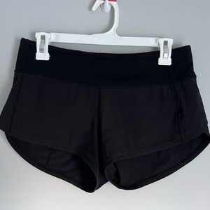 Lululemon Women’s Speed Up 2.5” Shorts